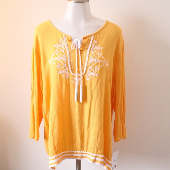 Hannah Tops - *NWT Medium Yellow Hannah Long Sleeve Top